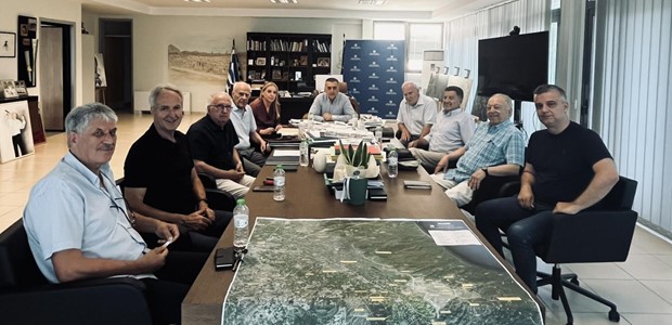 Πρωτοβουλίες Κουρέτα για να ξεμπλοκάρουν τα έργα